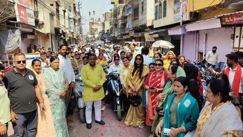 नारी शक्ति वंदन अधिनियम के समर्थन में निकली स्कूटी रैली