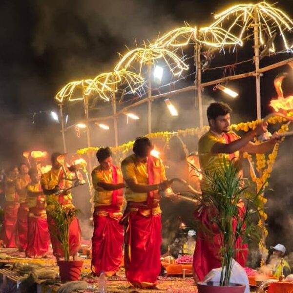 आस्था के साथ जिम्मेदारी निभाकर बागपत बना मिसाल