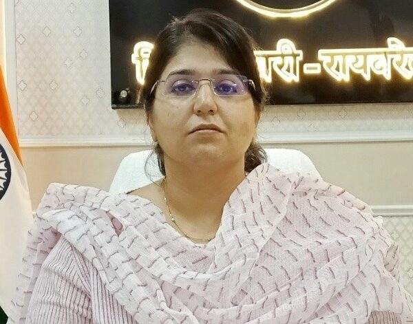 नवागंतुक जिलाधिकारी सरनीत कौर ब्रोका ने कार्यभार ग्रहण&hellip;