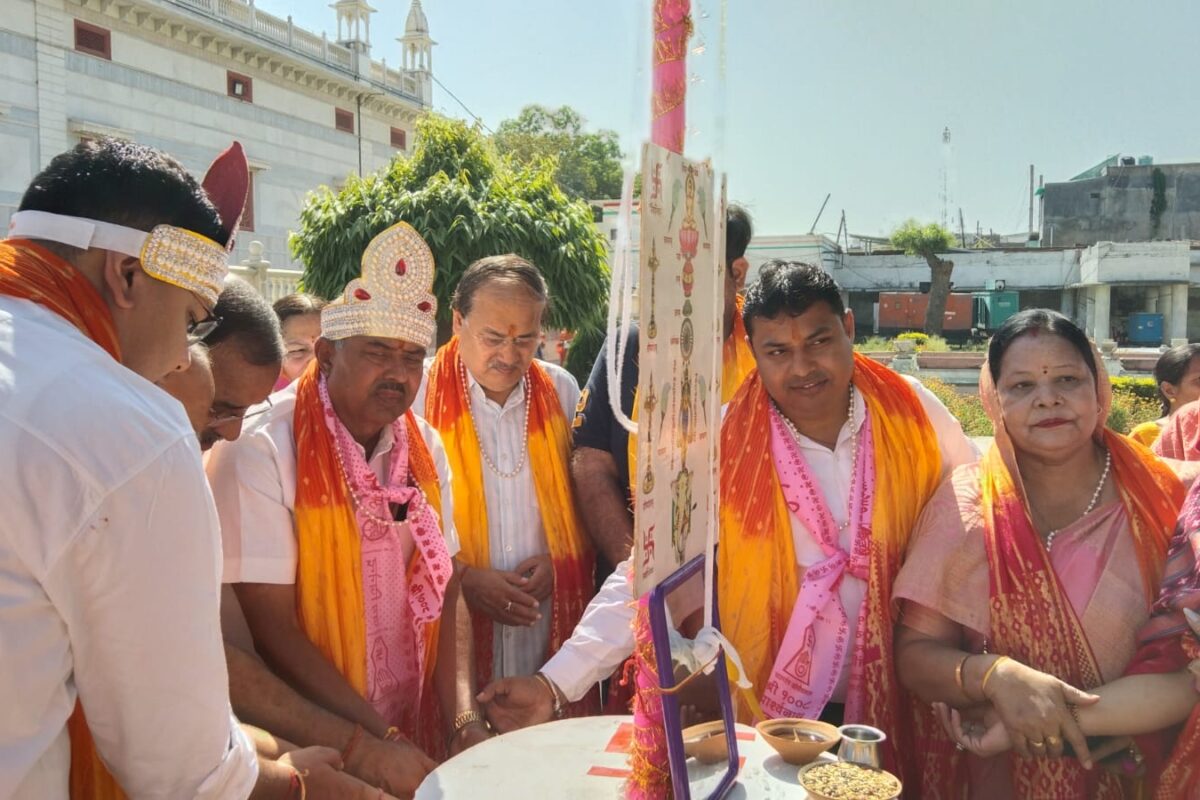 तीर्थंकर पंचोत्सव का शुभारम्भ, भव्य घटयात्रा निकाली गई