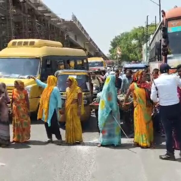 स्मार्ट मीटर को लेकर महिलाओं का फूटा गुस्सा,&hellip;