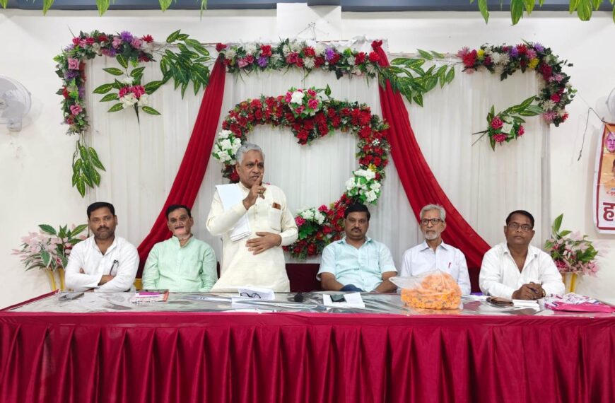 जलेसर रोड टापा मार्ग बाजार कमेटी का गठन, मनीष अध्यक्ष और विवेक महामंत्री बने