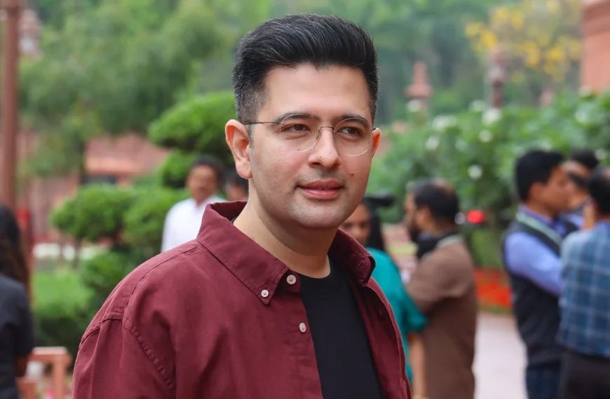 राज्यसभा के उप-नेता पद से हटाए गए राघव…