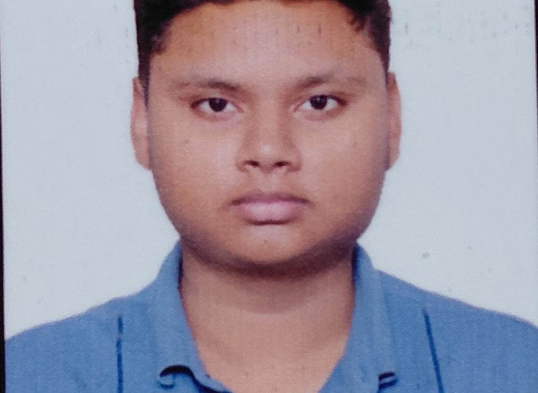 96.2 प्रतिशत अंक हासिल करने वाले आयुष का इंजीनियर बनने है का सपना