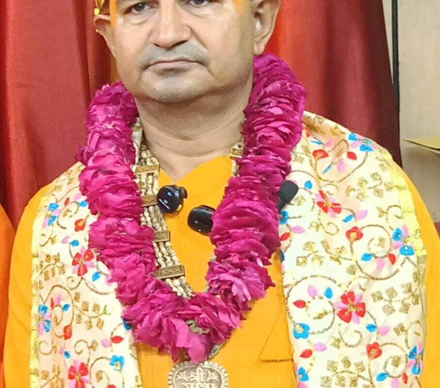 प्रेमानंद महाराज की मांग का संतों ने किया समर्थन