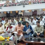 शिक्षामित्र सम्मान समारोह में बढ़े मानदेय के डेमो चेक वितरित