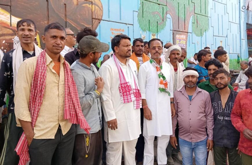 मजदूर दिवस पर कांग्रेस ने निर्माण मजदूरों का किया सम्मान