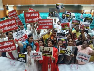 नगर निगम सदन में हंगामा, ध्वनि मत से&hellip;