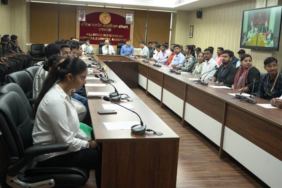 राष्ट्रीय अग्नि सुरक्षा सप्ताह 2026 के अंतर्गत एम्स रायबरेली में विभिन्न कार्यक्रमों का आयोजन
