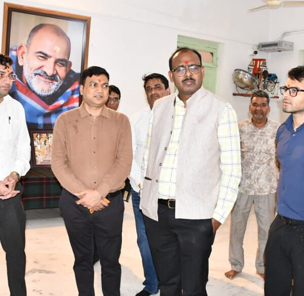 जिलाधिकारी ने नीब करोरी बाबा की जन्मभूमि पर&hellip;
