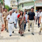 महापौर और नगर आयुक्त ने वार्डों का निरीक्षण कर परखी सफाई व्यवस्था