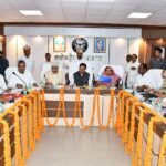 याचिका समिति की बैठक में विकास योजनाओं की समीक्षा