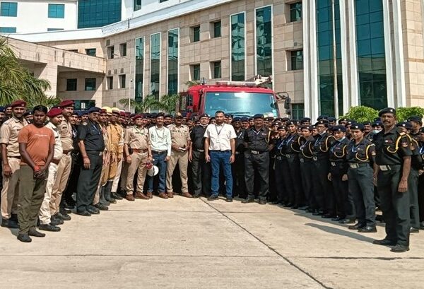 एम्स रायबरेली में अग्नि सुरक्षा सप्ताह का आयोजन