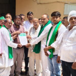 भाकियू हलधर ने एसडीएम से चक रोड को कब्जा मुक्त कराने की मांग