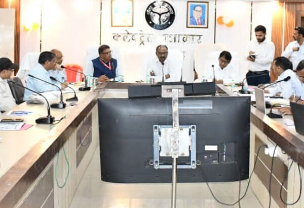फिरोजाबाद में अवैध अस्पतालों और अप्रमाणित डॉक्टरों के…