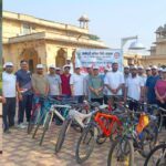 साइकिल चलाकर स्वस्थ जीवन शैली व पर्यावरण संरक्षण का दिया संदेश
