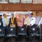 रोटरी क्लब ऑफ आगरा नॉर्थ ने आगरा कैंट स्टेशन पर दिव्यांग यात्रियों के लिए भेंट कीं पांच व्हीलचेयर