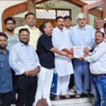 घंटाघर के मूल स्वरूप और स्थान पर पुनर्निर्माण की मांग, व्यापारियों ने सौंपा ज्ञापन