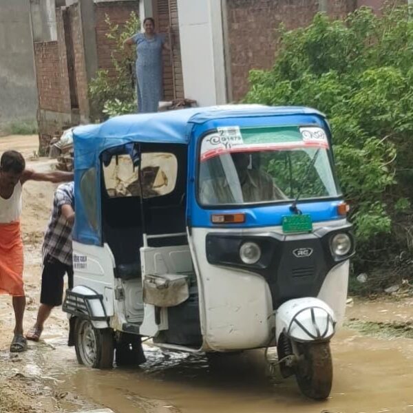 थोड़ी सी बारिश में जलभराव से राहगीरों की…