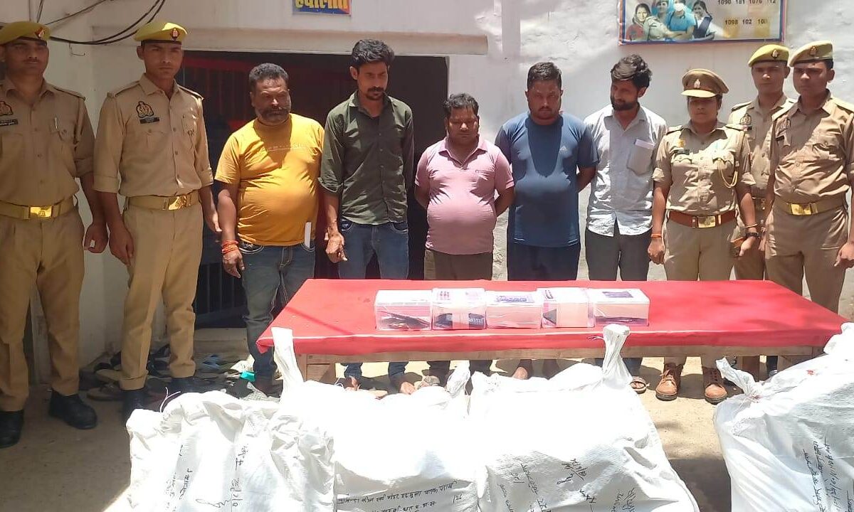 102 किलो गांजा बरामद, पांच तस्कर गिरफ्तार