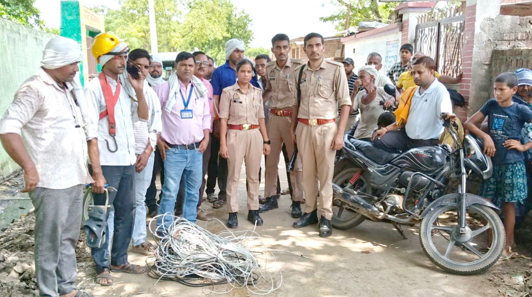 बिजली विभाग का अभियान जारी, 6.12 लाख बकाए पर 12 कनेक्शन काटे