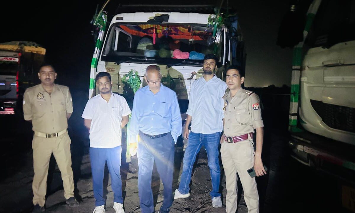 अवैध खनन और ओवरलोडिंग के खिलाफ कार्रवाई, 35 वाहन सीज