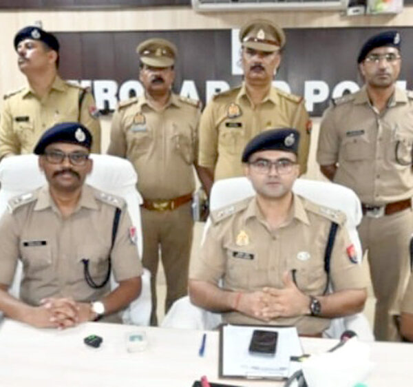 फिरोजाबाद में स्वर्ण शताब्दी एक्सप्रेस पर पथराव करने&hellip;