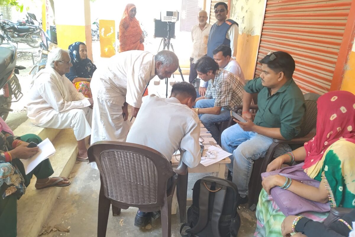 विशेष स्वास्थ्य शिविर में 205 मरीजों की टीबी स्क्रीनिंग