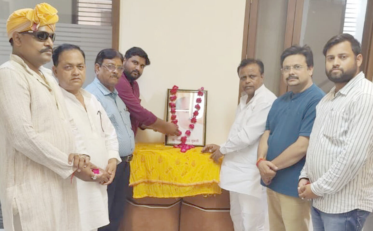 भाजपा ने बूथ सशक्तिकरण पर दिया जोर, डॉ. श्यामा प्रसाद मुखर्जी को किया नमन