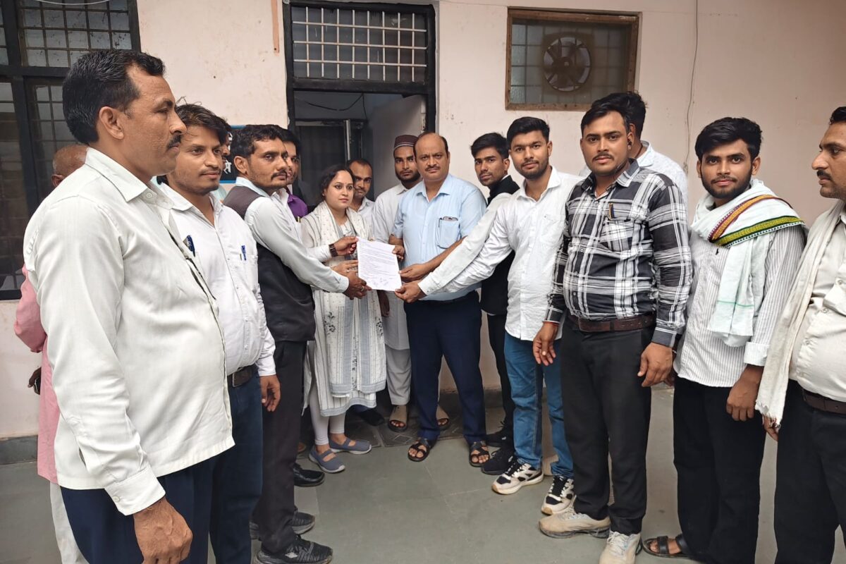 छात्र हितों की रक्षा एवं पारदर्शी परीक्षा व्यवस्था की मांग