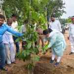 वृक्षारोपण कर पर्यावरण संरक्षण एवं हरित विकास का दिया संदेश