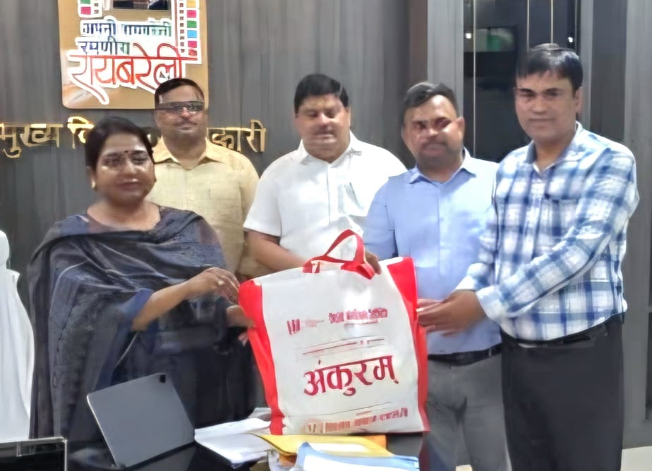 क्षय रोगियों को वितरित की गई पोषण पोटली
