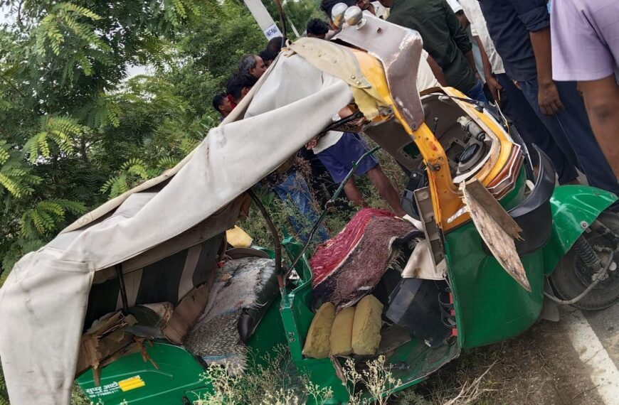 रूरा–डेरापुर मार्ग पर भीषण सड़क हादसा, तीन की मौत, कई घायल