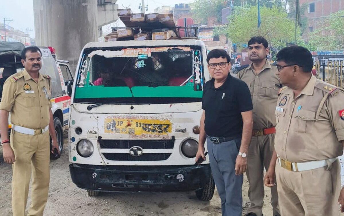 डग्गेमार वाहनों पर पुलिस, एआरटीओ की संयुक्त कार्रवाई, आठ वाहन किए सीज