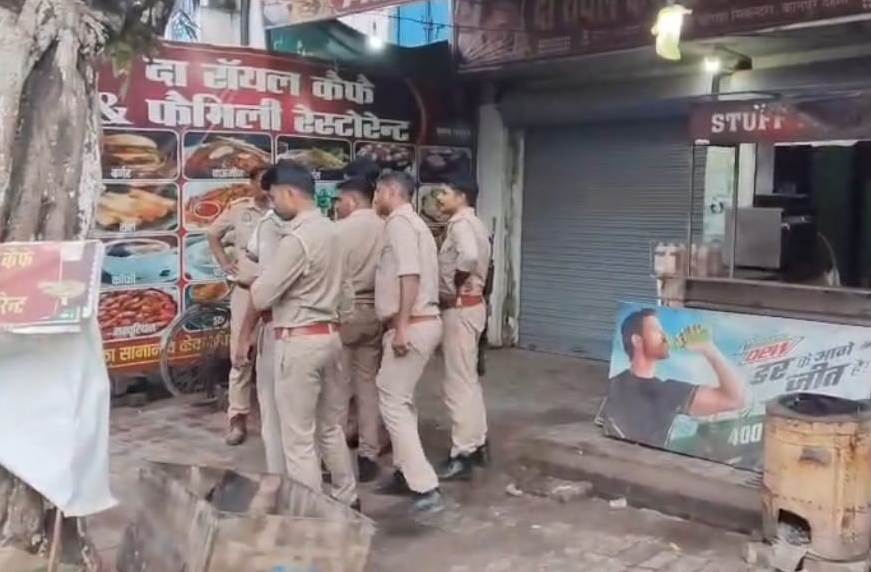स्कूली छात्रा का कथित रूप से अपहरण कर फैमिली रेस्टोरेंट के कमरे में बंद करने&hellip;