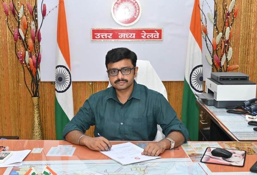 डॉ. शिवम शर्मा ने मुख्य जनसंपर्क अधिकारी का कार्यभार ग्रहण