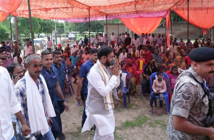 जन चौपाल जनता और सरकार के बीच विश्वास का सशक्त सेतु : डॉ. मनोज पांडेय