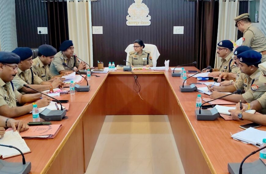 पुलिस अधीक्षक ने सैनिक सम्मेलन में पुलिसकर्मियों से किया संवाद