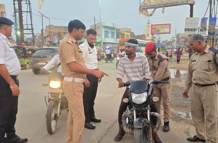 यातायात नियम तोड़ने वालों पर पुलिस का शिकंजा