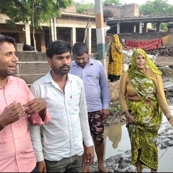 बैजामऊ के अरसुन बांगर में गंदगी का अंबार