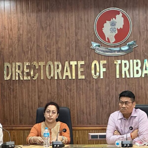 आदिवासी छात्रों की शिक्षा के लिए श्रीमती मंजिरा&hellip;