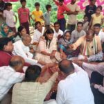 महापौर ने तीन वार्डों में हवन-पूजन कर सड़क निर्माण कार्यों का किया शुभारंभ