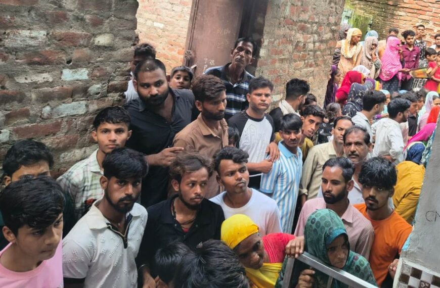 महिला का शव घर के अंदर संदिग्ध परिस्थितियों में मिला